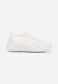 Born2be - Białe Minimalistyczne Buty Sportowe z Siateczki na Tłoczonej Podeszwie Zanera. Okazja: na co dzień, na spacer. Kolor: biały. Materiał: jeans. Szerokość cholewki: normalna. Sport: turystyka piesza, fitness, joga i pilates #2