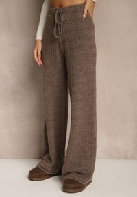 Renee - Brązowe Spodnie Wide Leg z Dzianiny z Dodatkiem Wełny i Wiskozy Tiesania. Okazja: na co dzień. Stan: podwyższony. Kolor: brązowy. Materiał: wełna, wiskoza, dzianina. Styl: casual #2