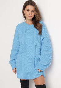 Born2be - Niebieski Sweter o Wydłużonym Fasonie z Modnym Splotem Ahexa. Kolor: niebieski. Długość: długie. Wzór: ze splotem