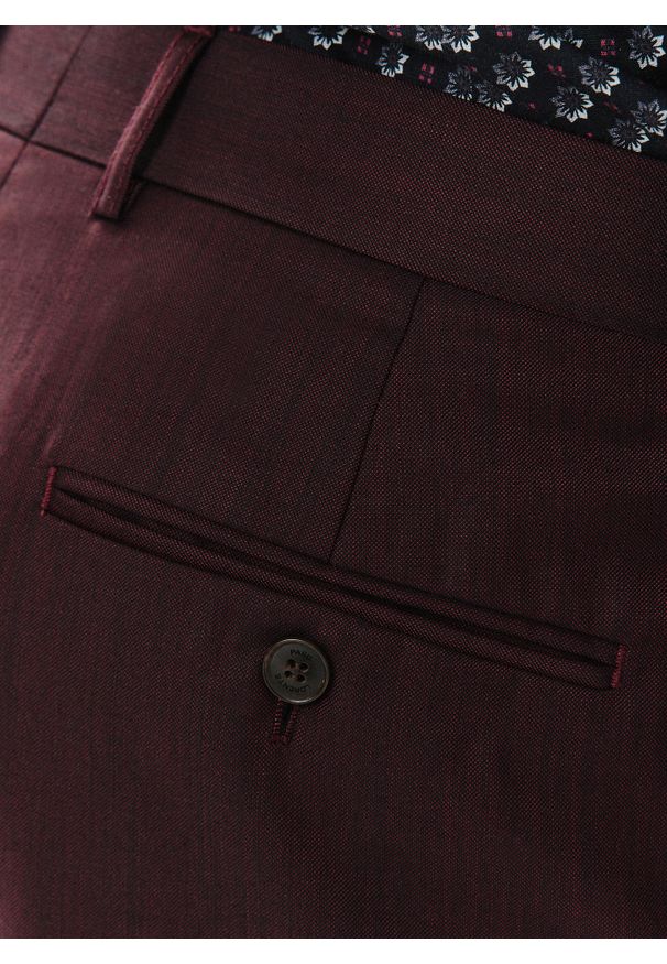 Pako Lorente - PAKO LORENTE – Spodnie garniturowe w kolorze burgundowym. Kolor: czerwony. Materiał: poliester, wełna. Styl: elegancki