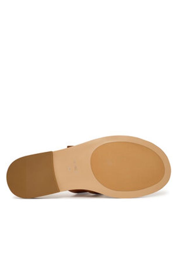 Guess Klapki FLJGRY LEA03 Brązowy jasny. Kolor: brązowy. Materiał: skóra