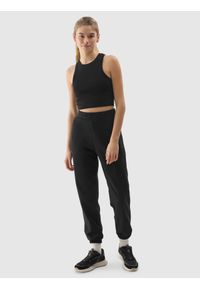 4f - Spodnie dresowe joggery damskie - czarne. Kolor: czarny. Materiał: dresówka. Wzór: ze splotem, gładki