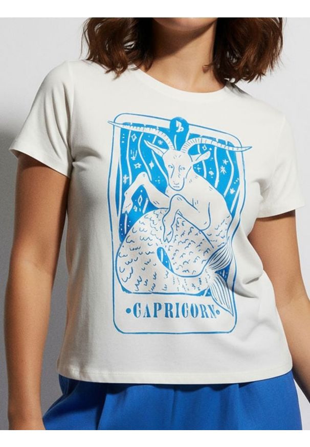 Sinsay - Bawełniana koszulka z nadrukiem - biały. Kolor: biały. Materiał: bawełna. Wzór: nadruk