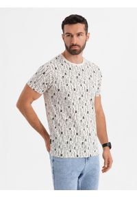 Ombre Clothing - Koszulka bawełniana z nadrukiem i okrągłym dekoltem – kremowa V1. Okazja: na co dzień. Kolor: kremowy. Materiał: bawełna. Długość rękawa: krótki rękaw. Długość: krótkie. Wzór: nadruk. Styl: klasyczny, casual #5
