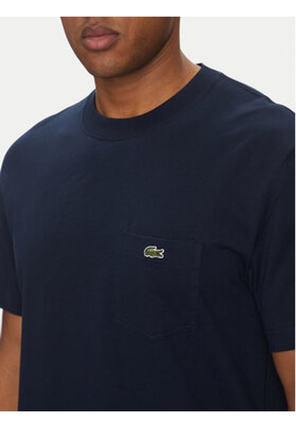 Lacoste T-Shirt TH2827 Granatowy Regular Fit. Kolor: niebieski. Materiał: bawełna