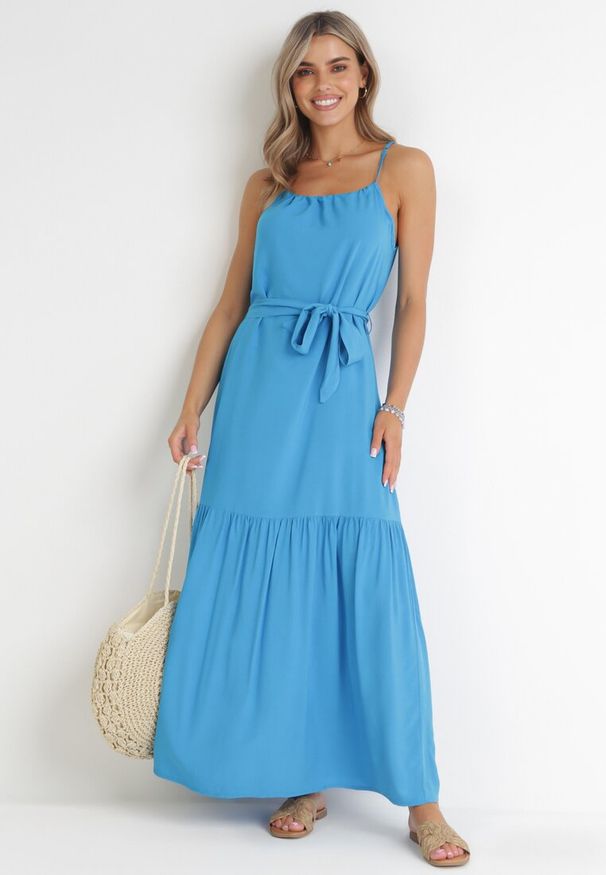 Born2be - Niebieska Rozkloszowana Sukienka Maxi na Ramiączkach Awlia. Kolor: niebieski. Długość rękawa: na ramiączkach. Sezon: lato. Długość: maxi