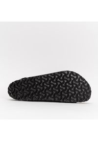 Birkenstock Milano BF Sandały Unisex. Okazja: na spacer, na co dzień. Zapięcie: pasek. Kolor: czarny. Materiał: materiał, syntetyk, skóra. Wzór: paski. Styl: elegancki, casual, klasyczny #5