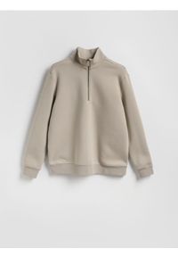 Reserved - Gładka bluza ze stójką - jasnoszary. Typ kołnierza: kołnierzyk stójkowy. Kolor: szary. Materiał: bawełna, dzianina. Wzór: gładki