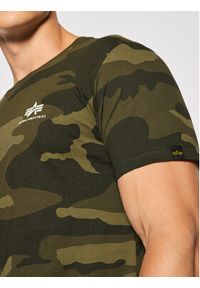 Alpha Industries T-Shirt Basic T Small Logo Camo 188505C Zielony Regular Fit. Kolor: zielony. Materiał: bawełna