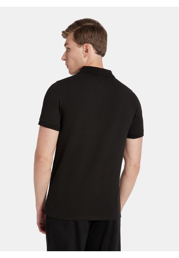 Pako Lorente - PAKO LORENTE - T-shirt polo w czarnym kolorze. Typ kołnierza: polo. Kolor: czarny, biały, różowy, morski. Materiał: bawełna, elastan