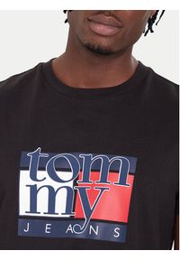 Tommy Jeans T-Shirt DM0DM21977 Czarny Regular Fit. Kolor: czarny. Materiał: bawełna