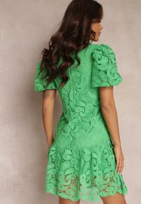 Renee - Zielona Sukienka z Koronkowym Haftem Paisley i Bufiastymi Rękawami Briena. Kolor: zielony. Materiał: koronka. Wzór: paisley, haft #5