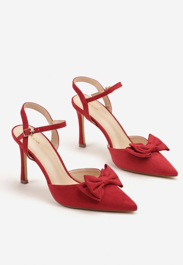 Renee - Czerwone Sandały na Szpilce Vices z Kokardą Saralin. Okazja: na co dzień. Zapięcie: sprzączka. Kolor: czerwony. Materiał: jeans. Obcas: na szpilce. Styl: casual