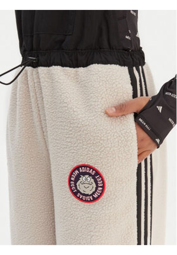 Adidas - adidas Ogrodniczki Moon Boot JM1106 Beżowy Loose Fit. Kolor: beżowy. Materiał: syntetyk