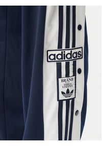 Adidas - adidas Spodnie dresowe Adibreak Classic KD1515 Granatowy Regular Fit. Kolor: niebieski. Materiał: syntetyk #2