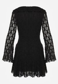 Renee - Czarna Eteryczna Sukienka z Koronki z Falbankami i Wiązaniem Dianatta. Okazja: na co dzień. Typ kołnierza: kołnierz z falbankami. Kolor: czarny. Materiał: koronka. Wzór: koronka. Styl: boho, casual, elegancki #2