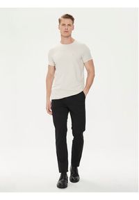 Calvin Klein T-Shirt K10K112724 Beżowy Slim Fit. Kolor: beżowy. Materiał: bawełna #3