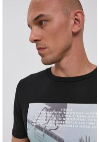 Tom Tailor - T-shirt bawełniany. Okazja: na co dzień. Kolor: czarny. Materiał: bawełna. Wzór: nadruk. Styl: casual #5