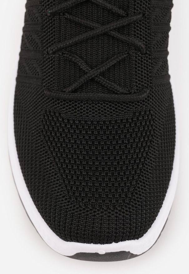 Born2be - Czarne Wsuwane Buty Sportowe z Elastyczną Cholewką i Ozdobną Wstawką na Podeszwie Moonsara. Okazja: na co dzień. Zapięcie: bez zapięcia. Kolor: czarny. Materiał: jeans. Szerokość cholewki: normalna. Sport: fitness