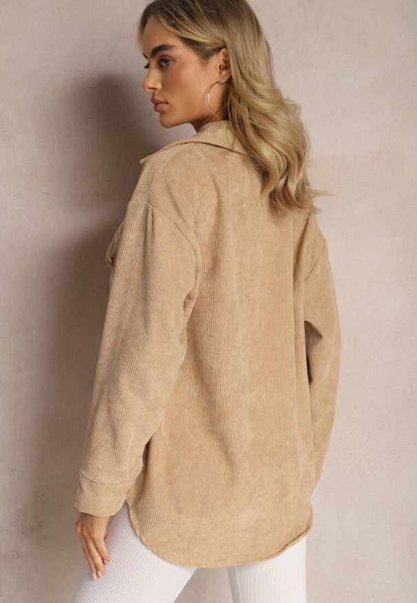Renee - Beżowa Koszula z Guzikami ze Sztruksowego Materiału Ilwenita. Kolor: beżowy. Materiał: materiał, sztruks. Styl: elegancki