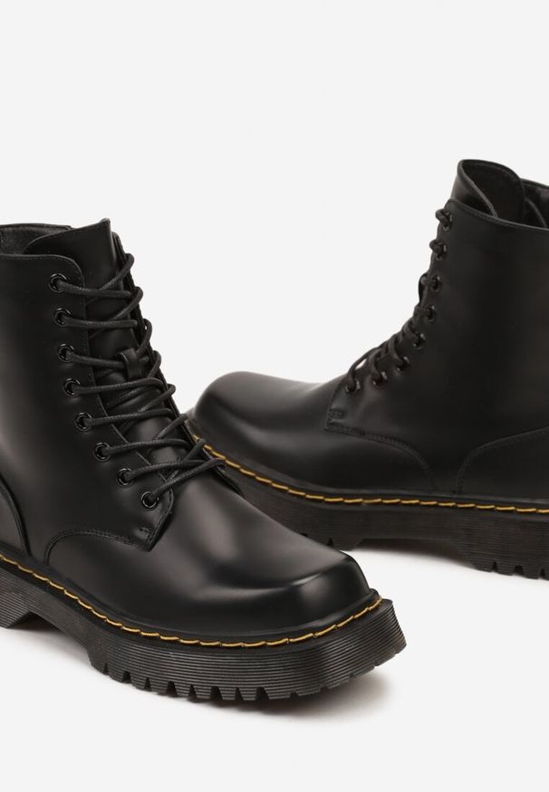 Born2be - Czarne Ocieplone Botki Workery na Grubej Podeszwie ze Sznurowaniem Cretine. Zapięcie: sznurówki. Kolor: czarny. Materiał: wełna, jeans. Sezon: zima, jesień. Styl: klasyczny, elegancki