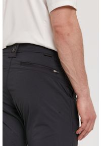 Wrangler spodnie męskie kolor czarny dopasowane. Kolor: czarny. Materiał: tkanina. Wzór: gładki #3