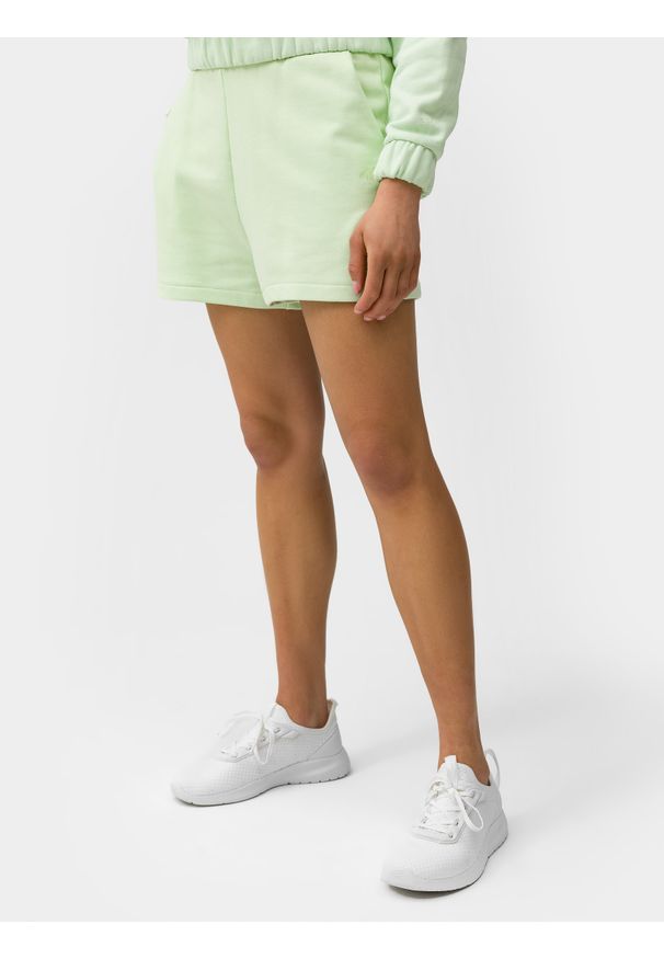 4f - 4F Spodenki dresowe z dodatkiem bawełny organicznej damskie XS. Kolor: zielony. Materiał: dresówka, bawełna. Sezon: lato