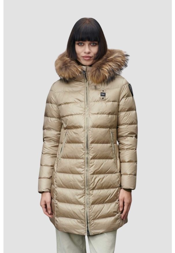 Blauer USA - BLAUER Beżowa damska kurtka Kristin Raincoat Long Jackets, Rozmiar XL. Kolor: beżowy. Materiał: puch, poliamid. Długość rękawa: długi rękaw. Długość: długie