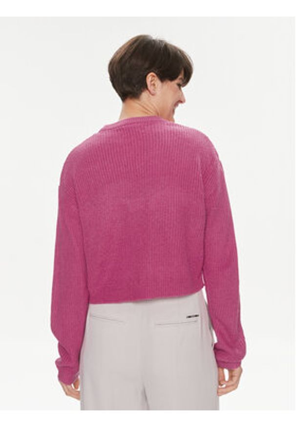 only - ONLY Sweter Malavi 15284453 Różowy Regular Fit. Kolor: różowy. Materiał: syntetyk