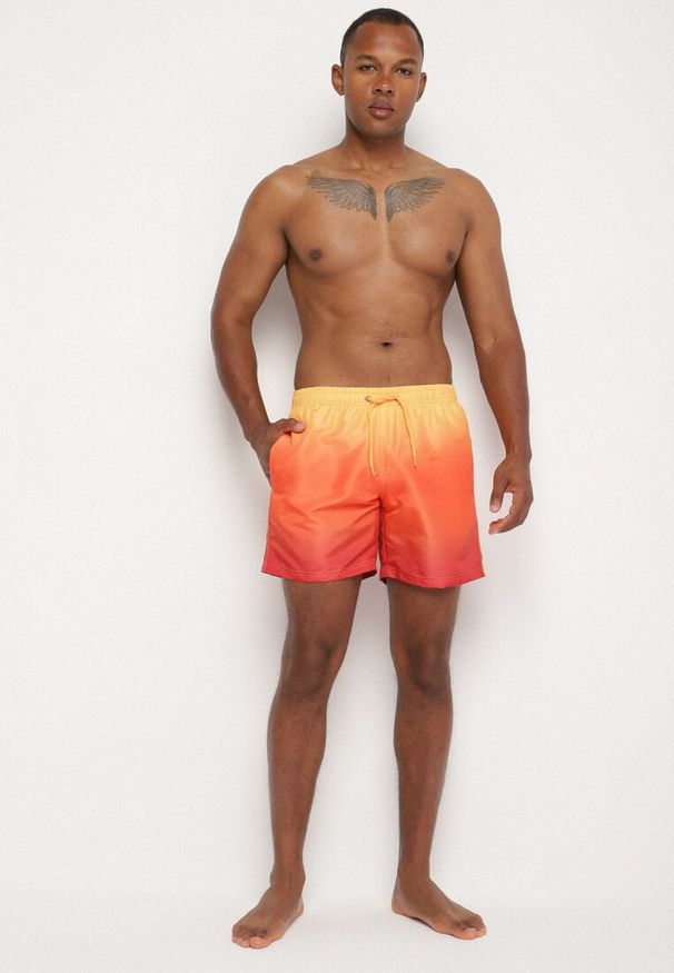 Born2be - Pomarańczowe Kąpielówki z Cieniowanym Wzorem Izantia. Kolor: pomarańczowy