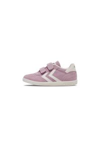 Sneakersy dla dzieci Hummel Victory II. Okazja: na co dzień. Kolor: biały