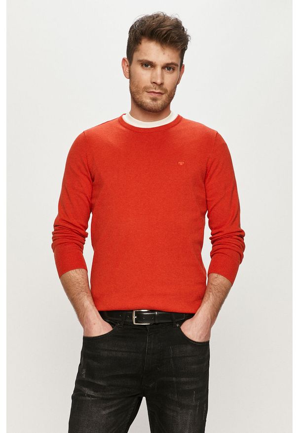 Tom Tailor - Sweter. Okazja: na co dzień. Kolor: czerwony. Materiał: bawełna, dzianina. Długość rękawa: długi rękaw. Długość: długie. Wzór: gładki. Styl: casual