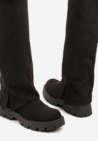 Born2be - Czarne Kozaki na Grubej Podeszwie z Cholewką Imitującą Nogawkę Avatrre. Okazja: na imprezę, na co dzień. Kolor: czarny. Materiał: jeans. Szerokość cholewki: normalna. Styl: casual #6