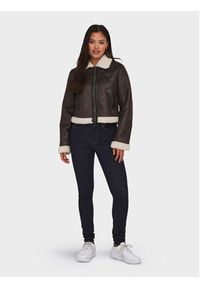 only - ONLY Kurtka z imitacji skóry Betty 15324138 Brązowy Regular Fit. Kolor: brązowy. Materiał: skóra