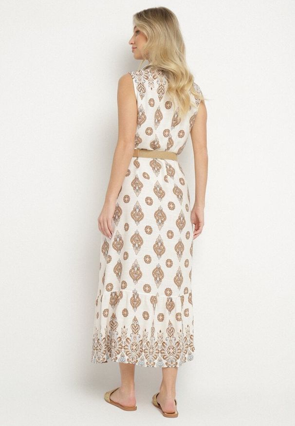 Born2be - Beżowa Wiskozowa Sukienka Koszulowa z Paskiem z Klamrą Eraniela. Okazja: na co dzień. Typ kołnierza: dekolt w kształcie V. Kolor: beżowy. Materiał: wiskoza. Typ sukienki: koszulowe. Styl: sportowy, klasyczny, elegancki, casual