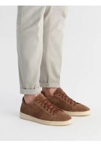 Ryłko - Brązowe półbuty męskie. Okazja: na co dzień. Kolor: szary. Materiał: skóra, welur. Styl: casual, street, sportowy #1