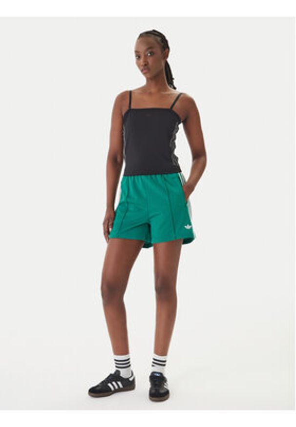 Adidas - adidas Szorty sportowe Firebird Classic KD3668 Zielony Regular Fit. Kolor: zielony. Materiał: syntetyk