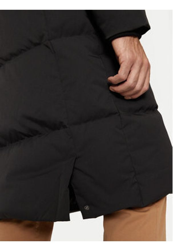 Guess Płaszcz zimowy M4BL44 WGJR2 Czarny Regular Fit. Kolor: czarny. Materiał: syntetyk. Sezon: zima