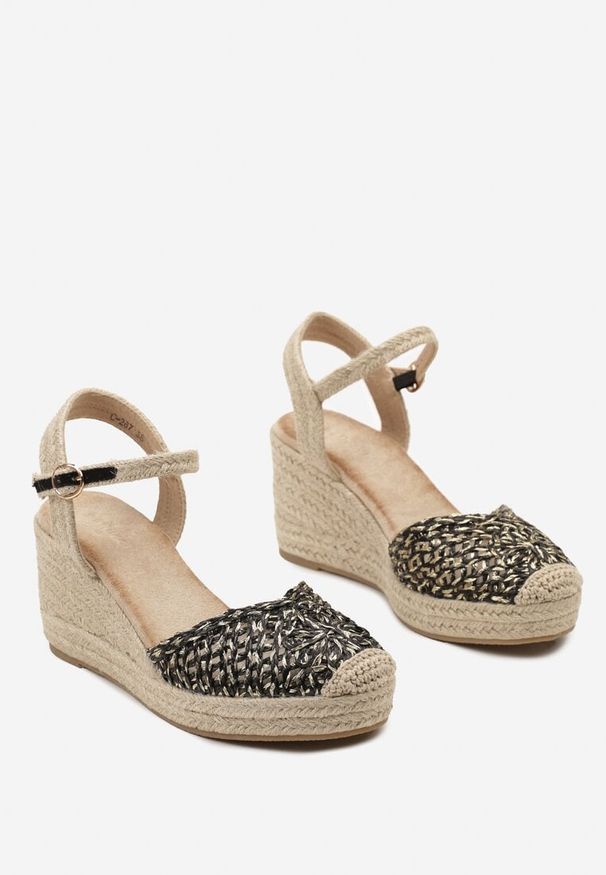 Born2be - Czarne Sandały Espadryle na Koturnie z Jutową Plecionką Tagira. Okazja: na co dzień. Nosek buta: okrągły. Kolor: czarny. Materiał: len. Sezon: lato. Obcas: na koturnie. Styl: wakacyjny, boho, elegancki, casual