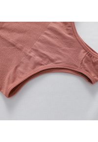Intica - Majtki modelujące z wysokim stanem dla lepszego kształtu sylwetki Gritje. Stan: podwyższony. Kolor: beżowy. Materiał: materiał #10