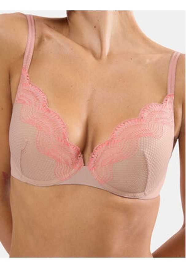 Triumph Biustonosz z fiszbiną Comfort Glam 10224965 Beżowy. Kolor: beżowy. Materiał: syntetyk