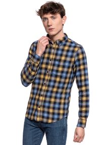 Lee - KOSZULA LEE BUTTON DOWN FROST BLUE L880OMMJ. Typ kołnierza: button down. Kolor: żółty. Materiał: materiał