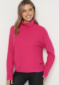 Born2be - Fuksjowy Golf z Bawełną i Wiskozą oraz Guzikami Tiaraya. Typ kołnierza: golf. Kolor: różowy. Materiał: wiskoza, bawełna. Styl: sportowy #2