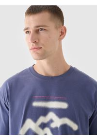 4f - 4F T-shirt oversize z nadrukiem męski - granatowy S. Okazja: na co dzień. Kolor: niebieski. Materiał: bawełna, jersey, dzianina. Długość rękawa: krótki rękaw. Długość: krótkie. Wzór: nadruk. Styl: klasyczny, sportowy, casual