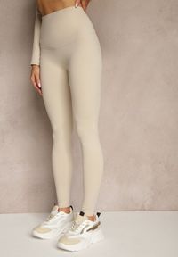 Renee - Jasnobeżowy Komplet Sportowy Legginsy i Top Typu Longsleeve Dorotia. Kolor: beżowy. Materiał: skóra #5