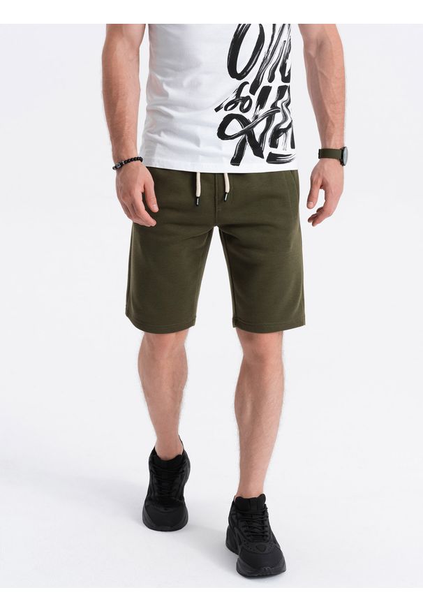 Ombre Clothing - Krótkie spodenki męskie z kieszeniami - ciemnooliwkowe V16 - Rozmiar: XL. Kolor: oliwkowy. Materiał: poliester, dzianina, bawełna. Długość: krótkie