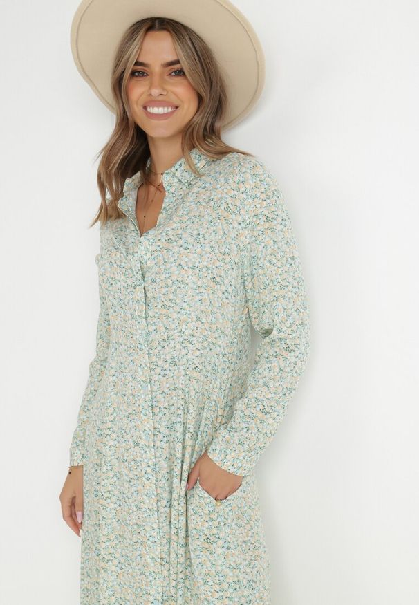 Born2be - Niebiesko-Zielona Sukienka Perippe. Kolor: zielony. Wzór: kolorowy, kwiaty, nadruk, aplikacja. Typ sukienki: rozkloszowane, koszulowe. Długość: maxi