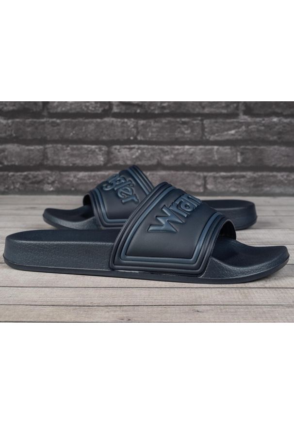 Klapki męskie basenowe Wrangler AVERELL SLIDER MEN LOW. Kolor: niebieski