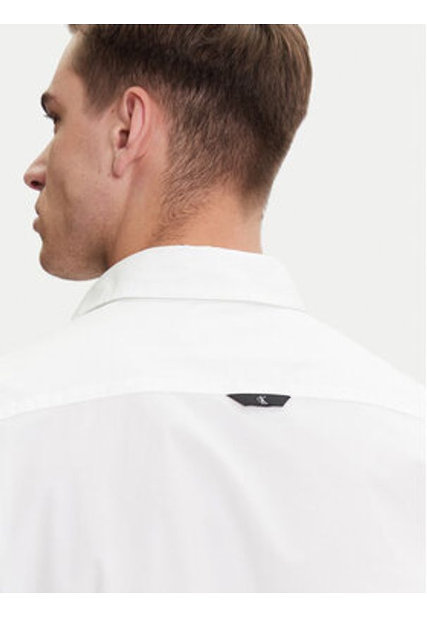 Calvin Klein Jeans Koszula J30J324614 Biały Slim Fit. Kolor: biały. Materiał: bawełna