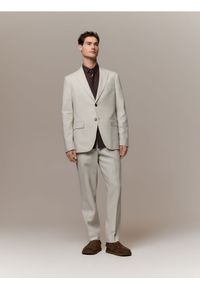 Reserved - Marynarka regular fit z lnem - beżowy. Kolor: beżowy. Materiał: len #1